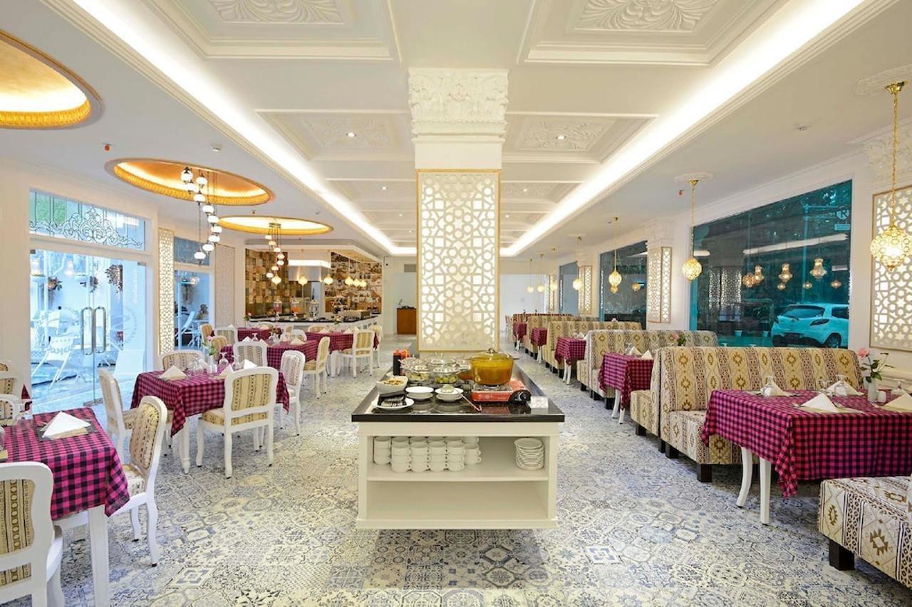 Sahira Butik Pakuan Syariah Hotel Богор Екстер'єр фото