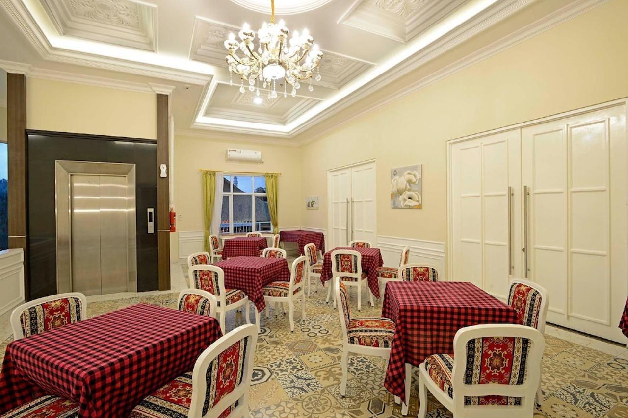 Sahira Butik Pakuan Syariah Hotel Богор Екстер'єр фото