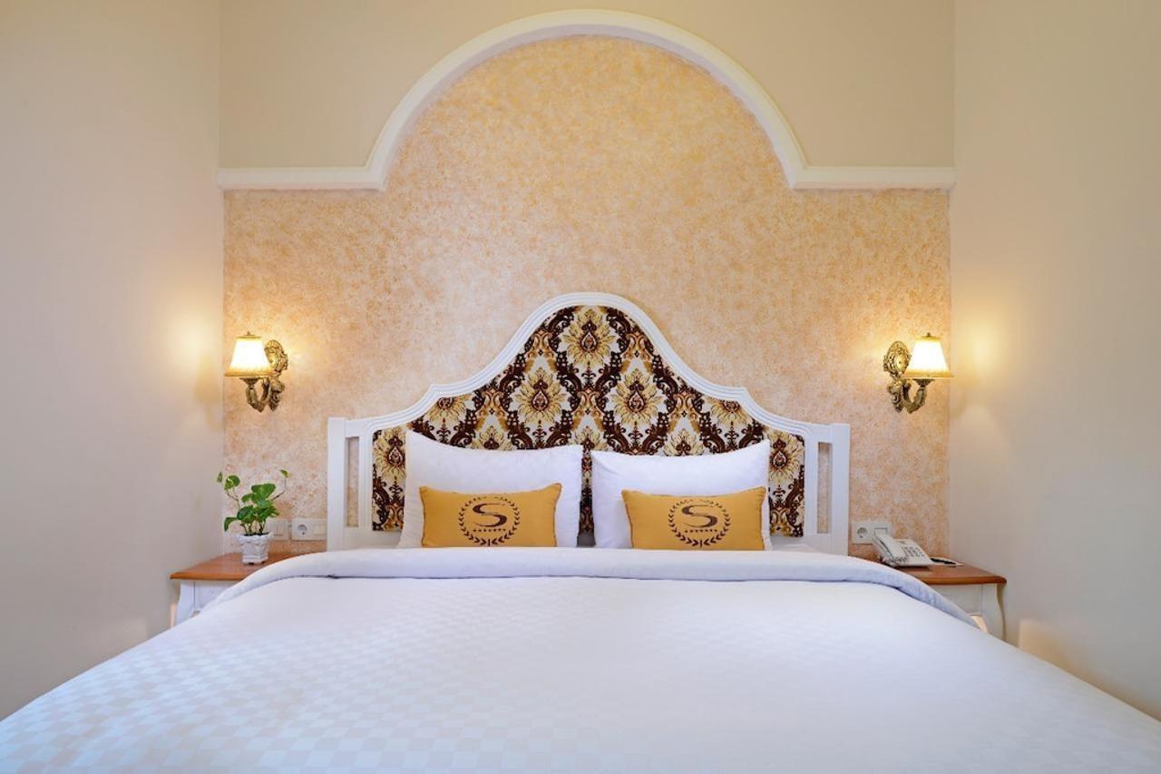 Sahira Butik Pakuan Syariah Hotel Богор Екстер'єр фото