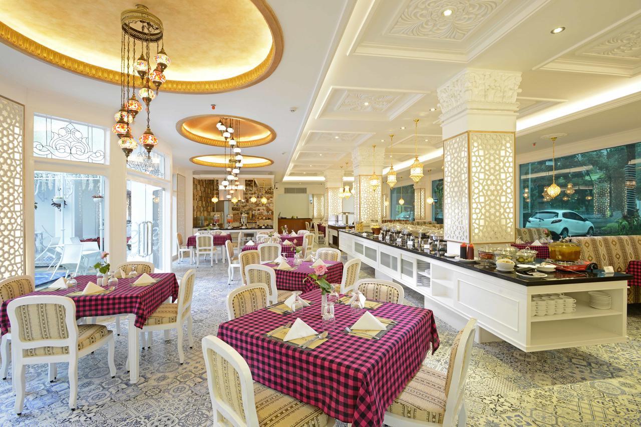 Sahira Butik Pakuan Syariah Hotel Богор Екстер'єр фото