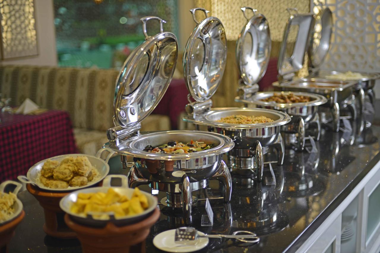 Sahira Butik Pakuan Syariah Hotel Богор Екстер'єр фото
